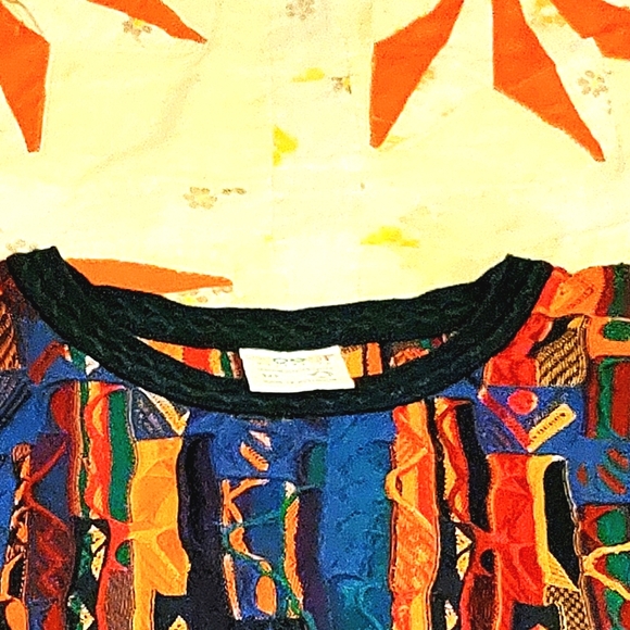 1990 COOGI SWEATER - Picture 3 of 3